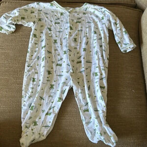 Kissy Kissy size 9m alligator print button up footed pajamas 100% Pima cotton